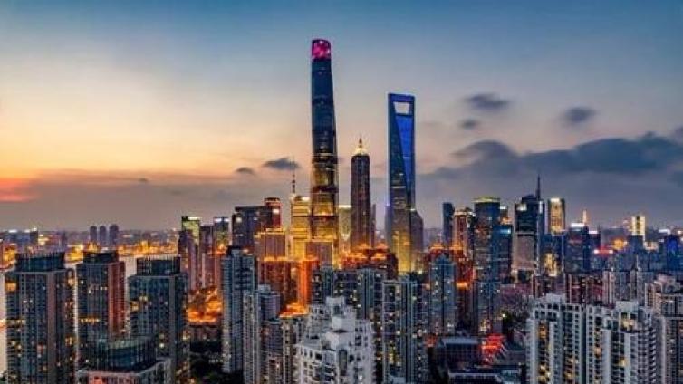 【最智慧商学院】深莞限购“肥”了南沙？深圳客大量涌入 这里楼市到底有多热