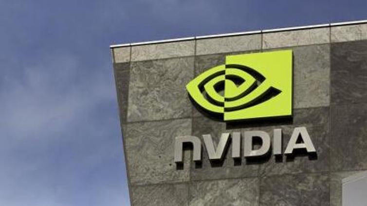 【最智慧商学院】2700亿世纪大交易！芯片巨头即将投入美国怀抱？1.5万亿产业陷入被动 是否存破解之法？这家万亿巨头