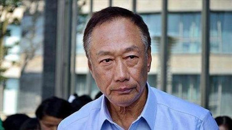 【最智慧学院】突发！300美元关口，郭台铭突然卖掉阿里巴巴，释放什么信号？