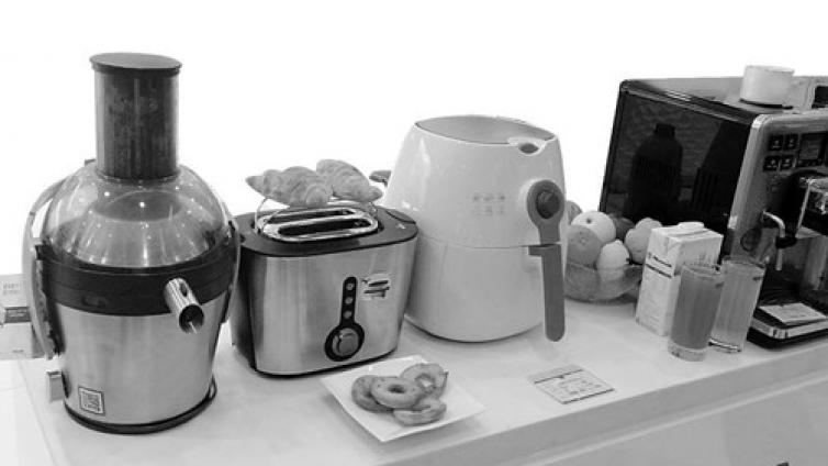 【最智慧商学院】咖啡机烤箱等厨房小家电出口“爆单” 微波炉单月出口金额连创历史新高！