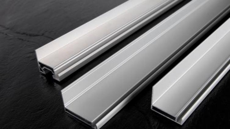 【最智慧商学院】疯涨！铝价逼近17000元 单吨利润高达4000元！